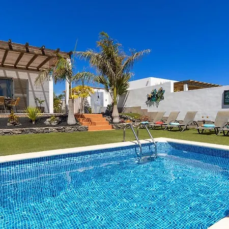Villa Del Corazon Salinas Golf Caleta De Fuste Exterior photo