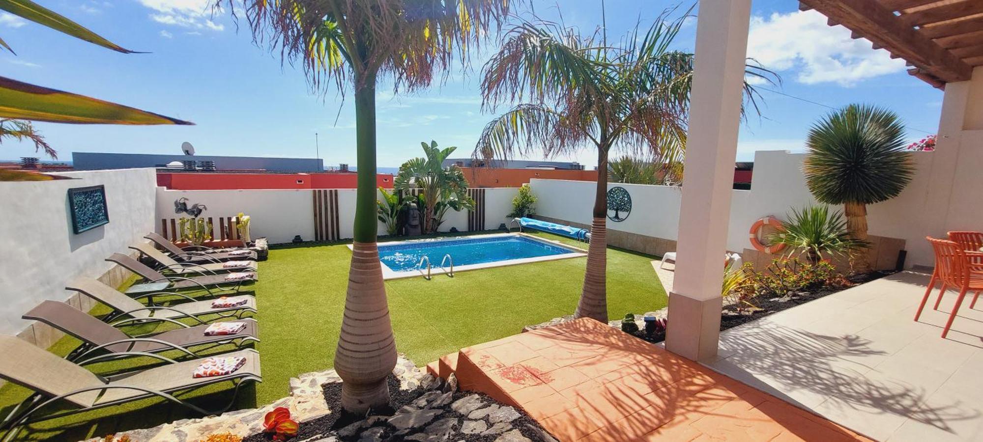 Del Corazon Salinas Golf Villa